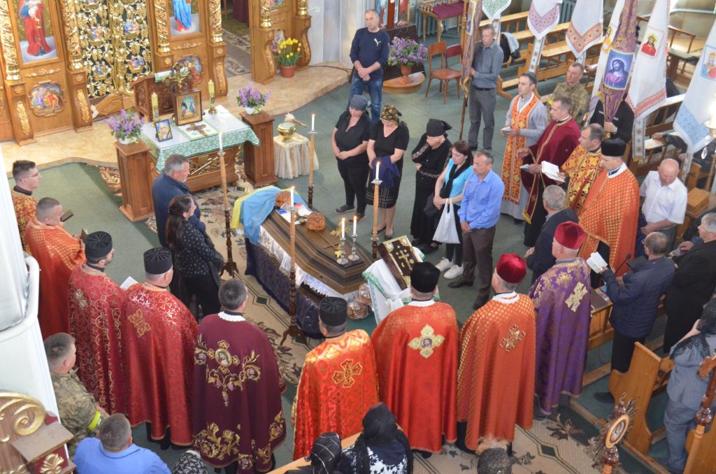 На Франківщині попрощалися з Героєм,похорон Івана Бойчука,На Франківщині поховали Івана Бойчука