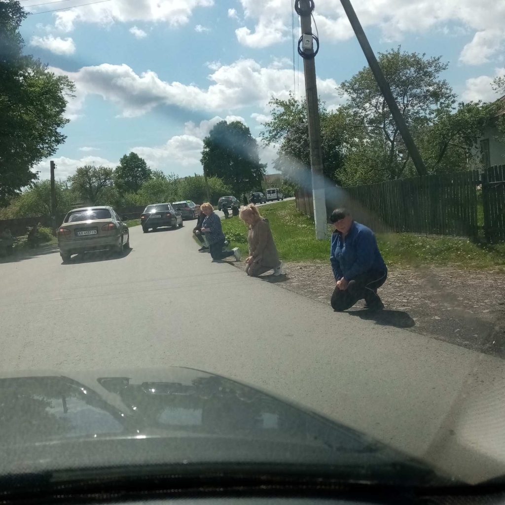 Франківчани на колінах зустріли загиблого Героя Івана Бойчука