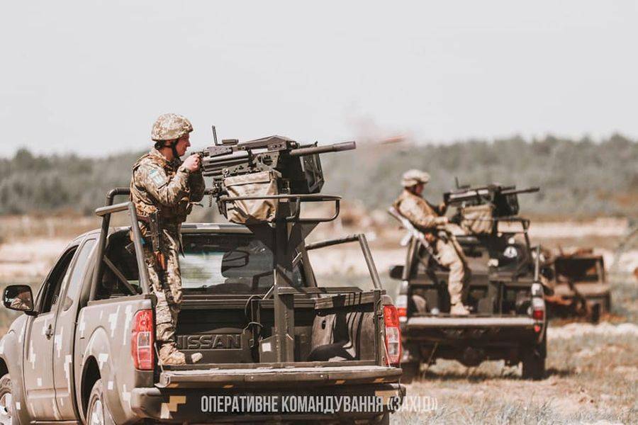 Українські захисники показали, як працюють славнозвісні “Бандеромобілі”