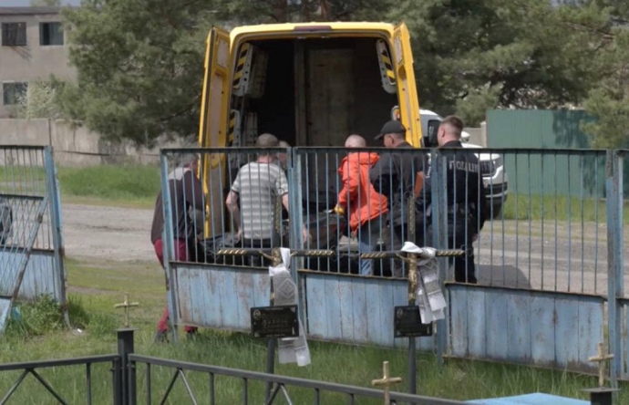 На Київщині виявили тіла 4-х мирних жителів, серед них - 10-річна дівчинка ФОТО