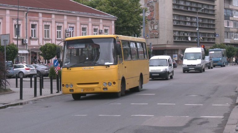 Через паливну кризу у Франківську планують підвищити вартість проїзду