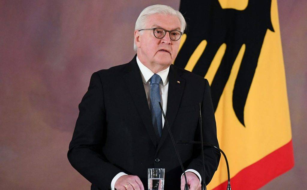 Президент Німеччини закликав Путіна почати переговори з Зеленським