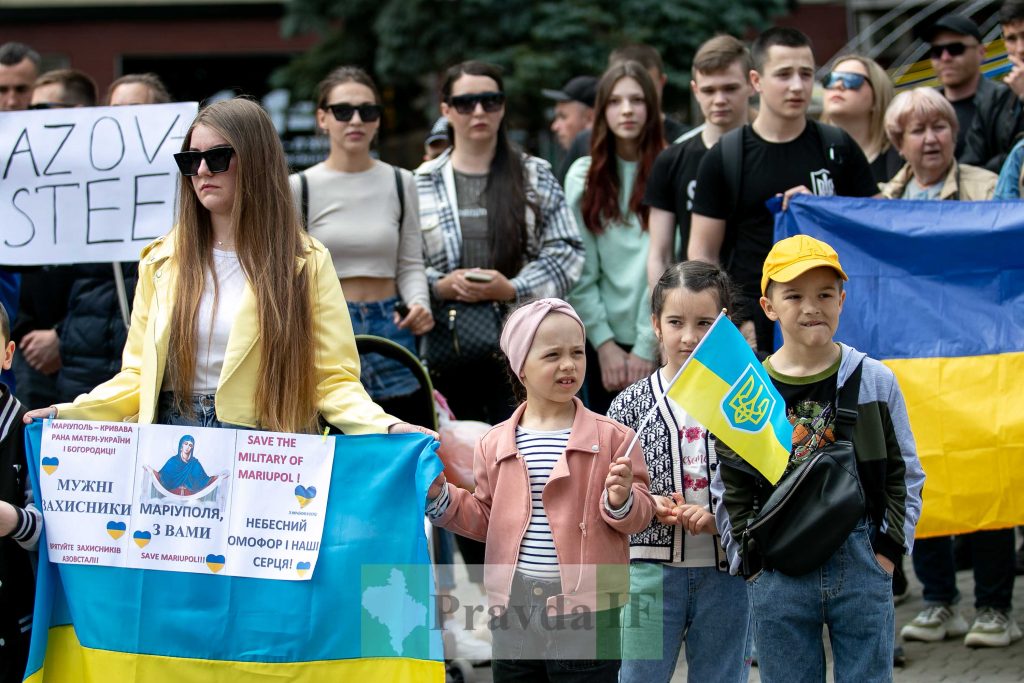 акція врятуйте маріуполь,полк азов,евакуація полку азов