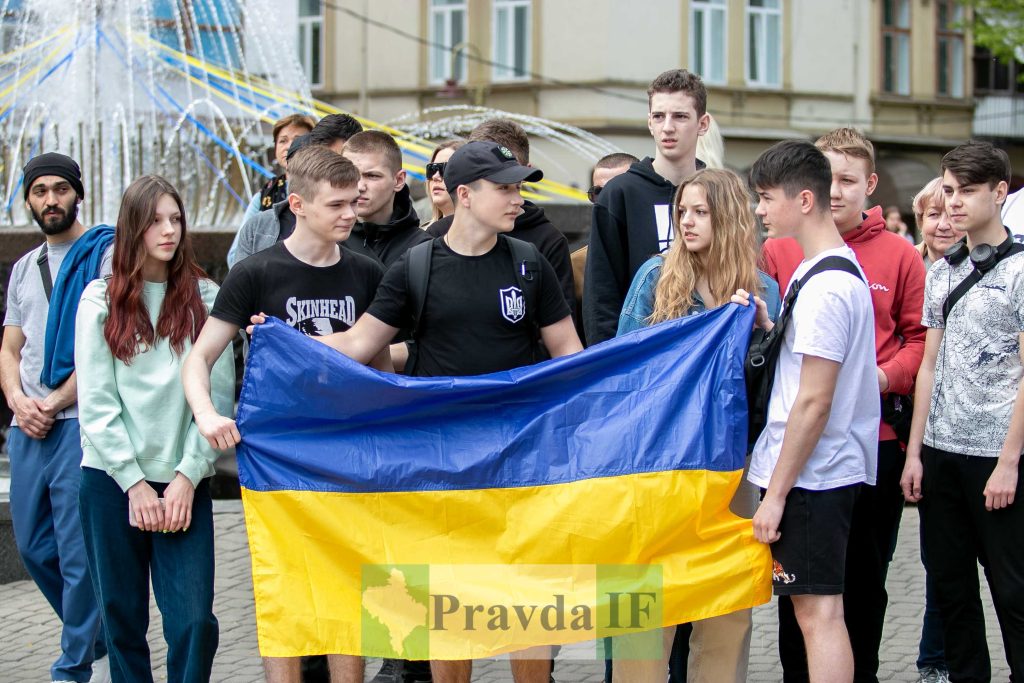 акція врятуйте маріуполь,полк азов,евакуація полку азов