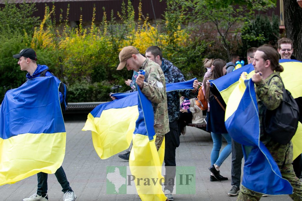 акція врятуйте маріуполь,полк азов,евакуація полку азов