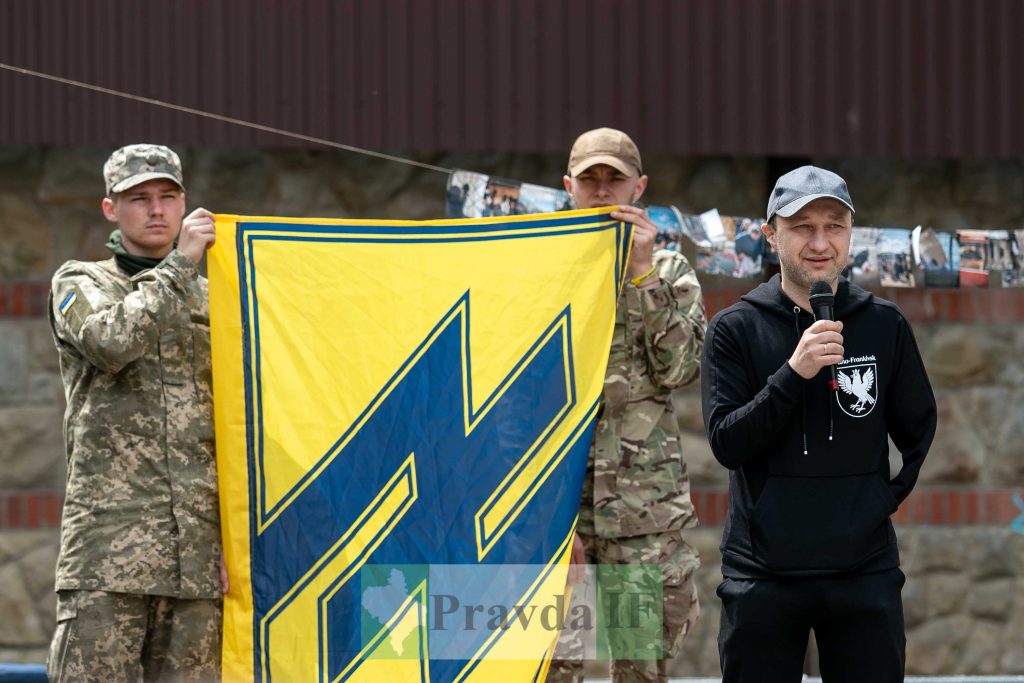 акція врятуйте маріуполь,полк азов,евакуація полку азов