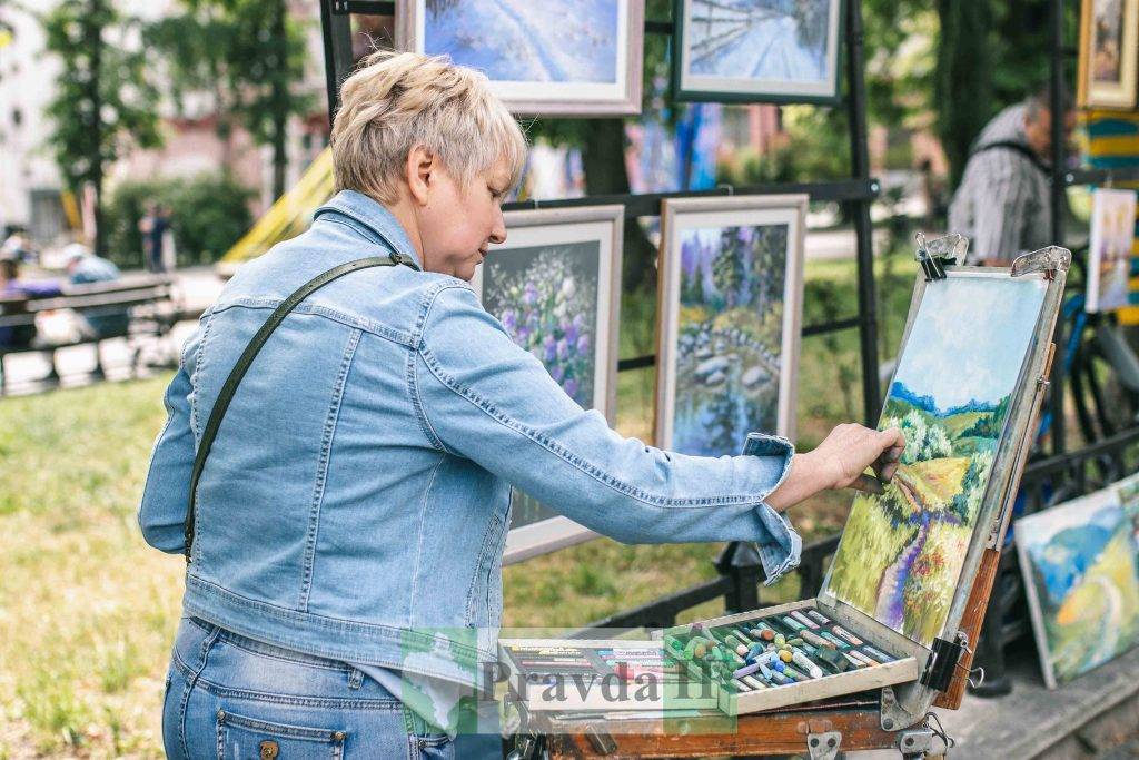 художній пленер-вернісаж,У Франківську відбувся пленер,Художник Ігор Роп'яник