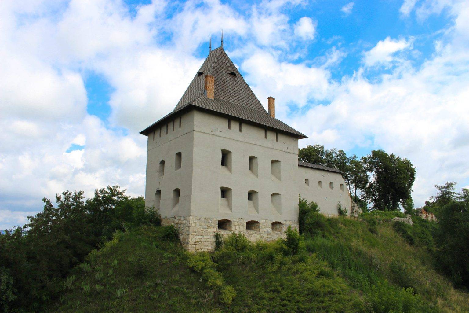 У Галичі на Замковій горі тривають археологічні розвідки
