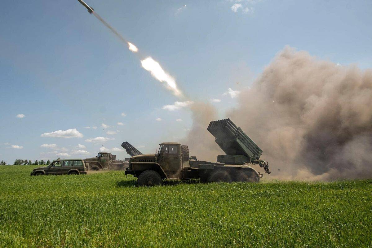 Стало відомо, скільки і якого озброєння передасть Греція Україні