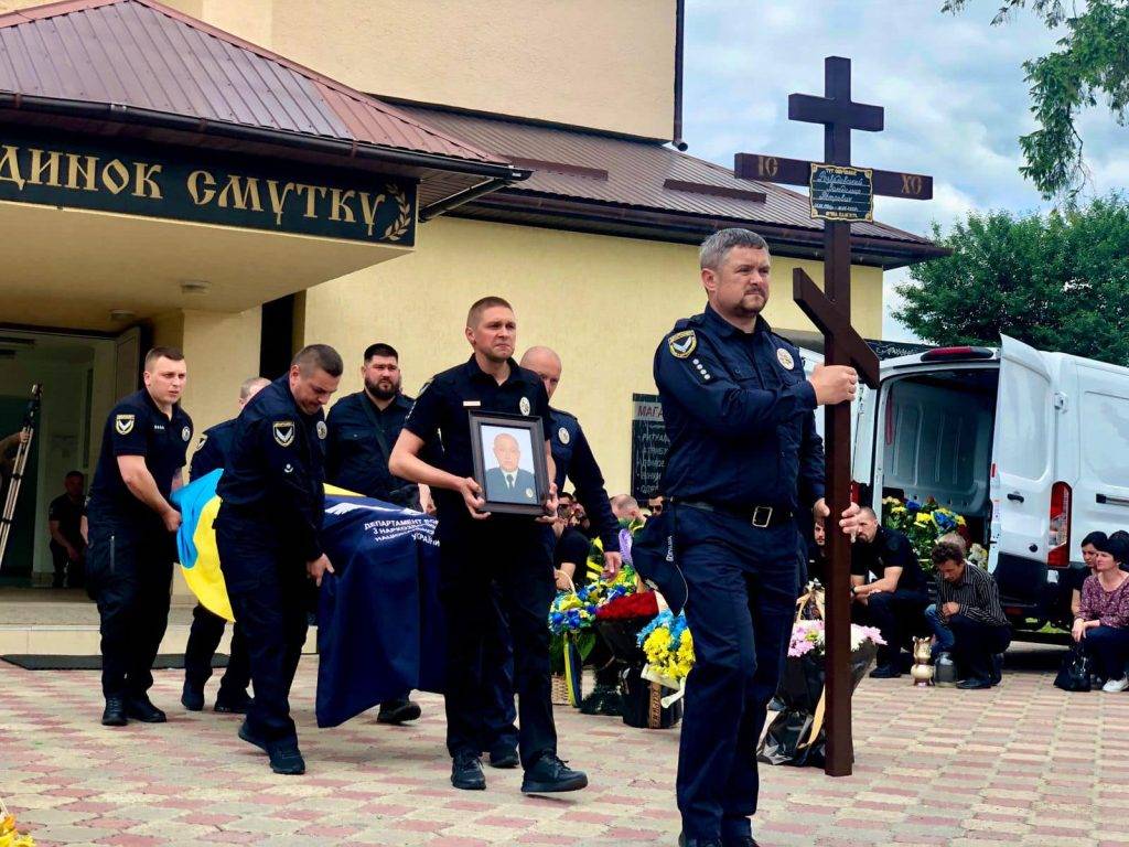 У Франківську попрощалися із загиблим Героєм Володимиром Розвадовським