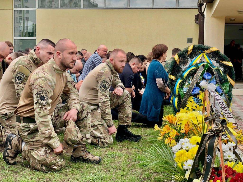 У Франківську попрощалися із загиблим Героєм Володимиром Розвадовським