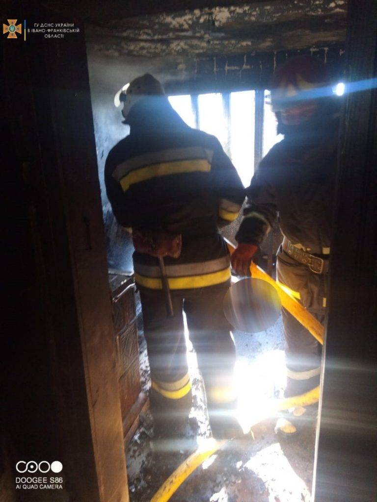 На Франківщині вогонь забрав життя чоловіка
