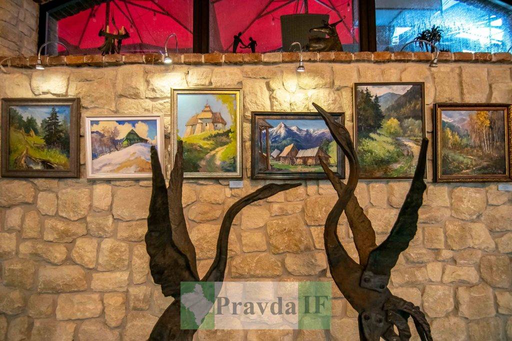 продаж картин на допомогу ЗСУ,Художник Володимир Березний,Виставка картин Володимира Березного у Бастіоні