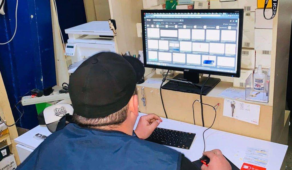 На Франківщині кіберполіція викрила онлайн-шахрая