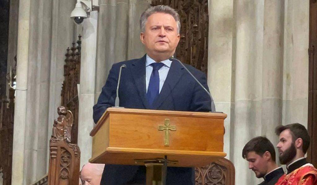 Важкі золоті хрести не врятують Путіна від пекла, – Кислиця