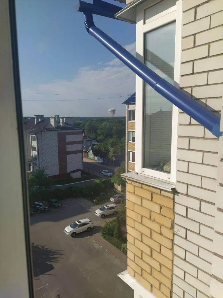 У росії знову прогримів вибух на військовій базі, у будинках поруч вилетіли вікна