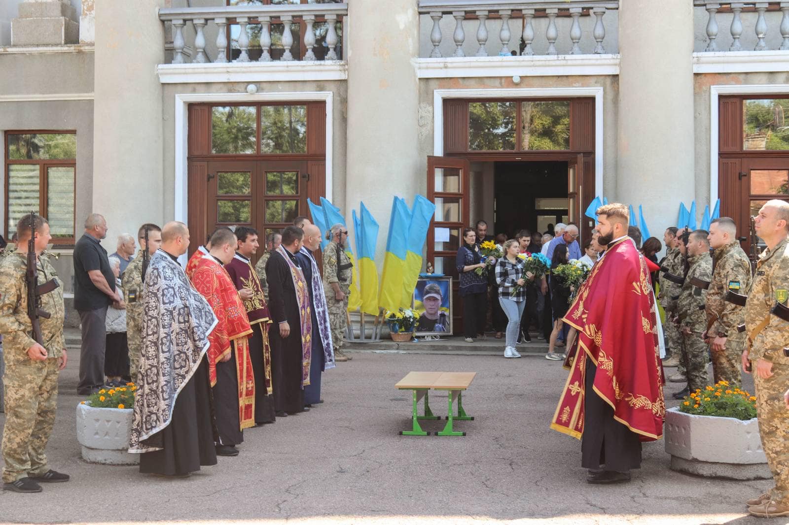 На Франківщині попрощалися із Тарасом Федорняком,який загинув у бою з російськими окупантами,загинув на війні