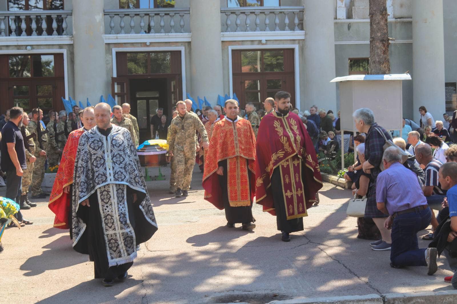 На Франківщині попрощалися із Тарасом Федорняком,який загинув у бою з російськими окупантами,загинув на війні