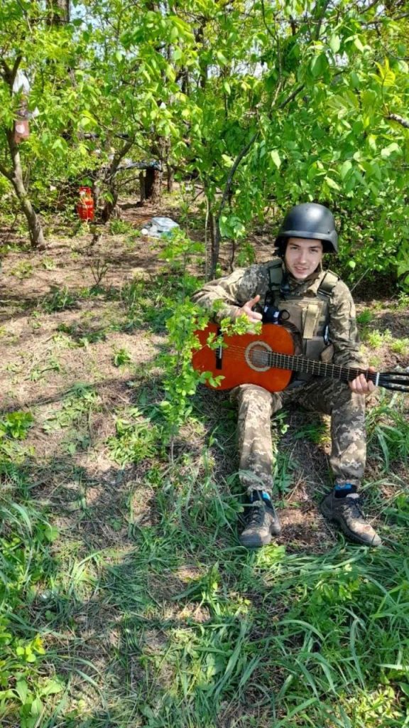 На війні з окупантами загинули двоє військових з Надвірнянської ТРО