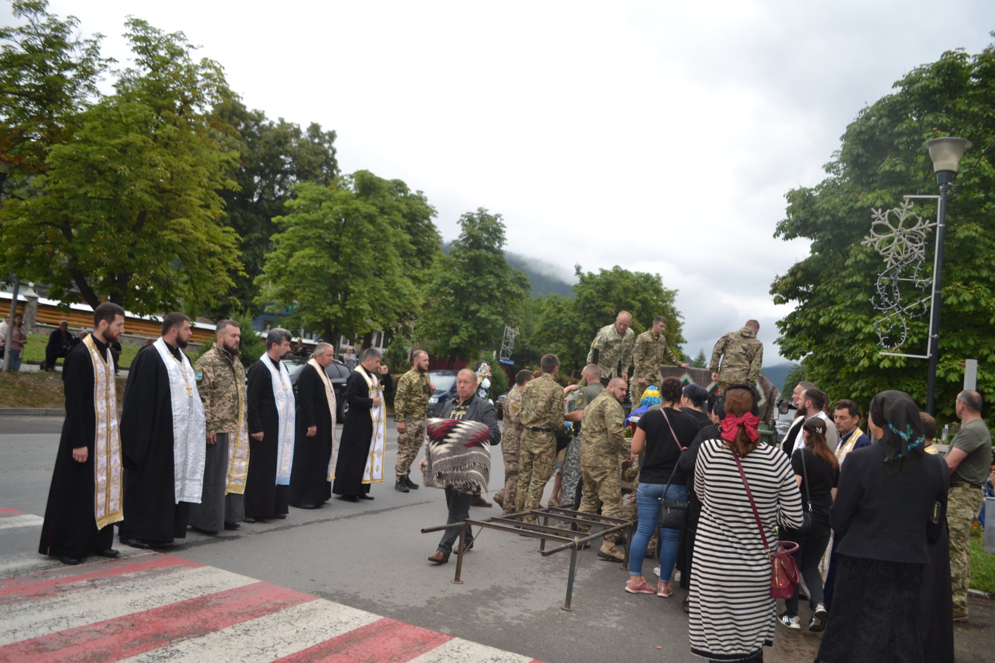 На Франківщині попрощалися з загиблим на війні 26-річним Андрієм Семенюком,загинув на війні,андрій семенюк