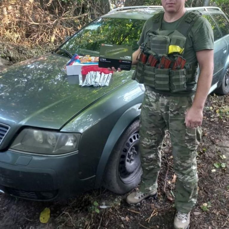 Медики зі Снятина придбали для наших захисників тепловізор