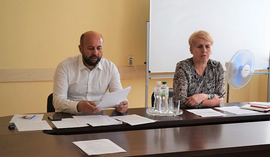 У Галичі депутати з трьох фракцій ігнорують міські сесії