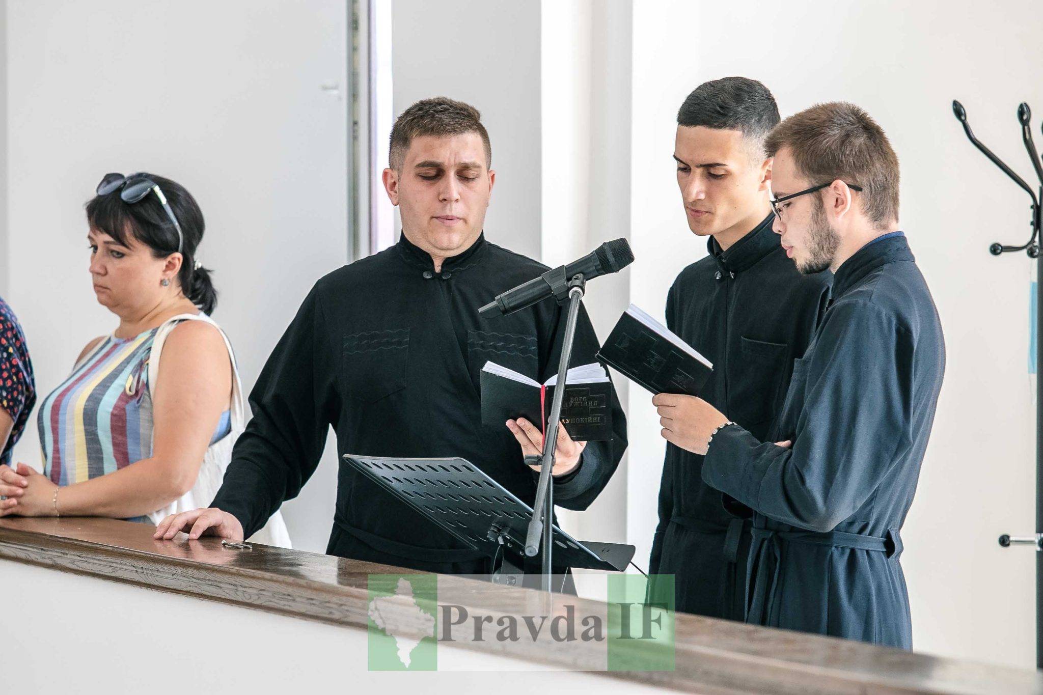 У Франківську попрощалися із трьома Героями,які загинули під час бойового завдання на лінії фронту,загинули на війні