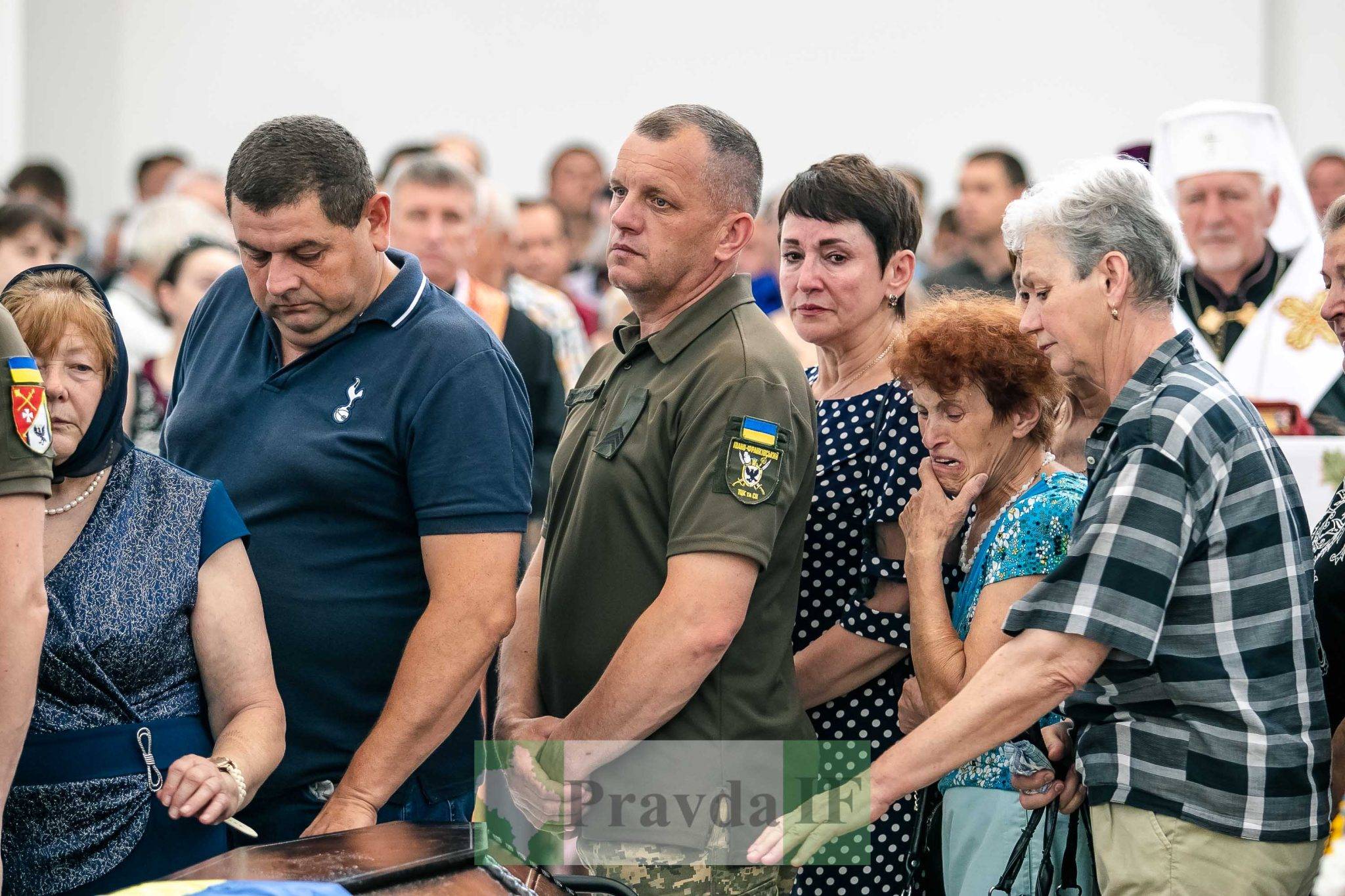 У Франківську попрощалися із трьома Героями,які загинули під час бойового завдання на лінії фронту,загинули на війні