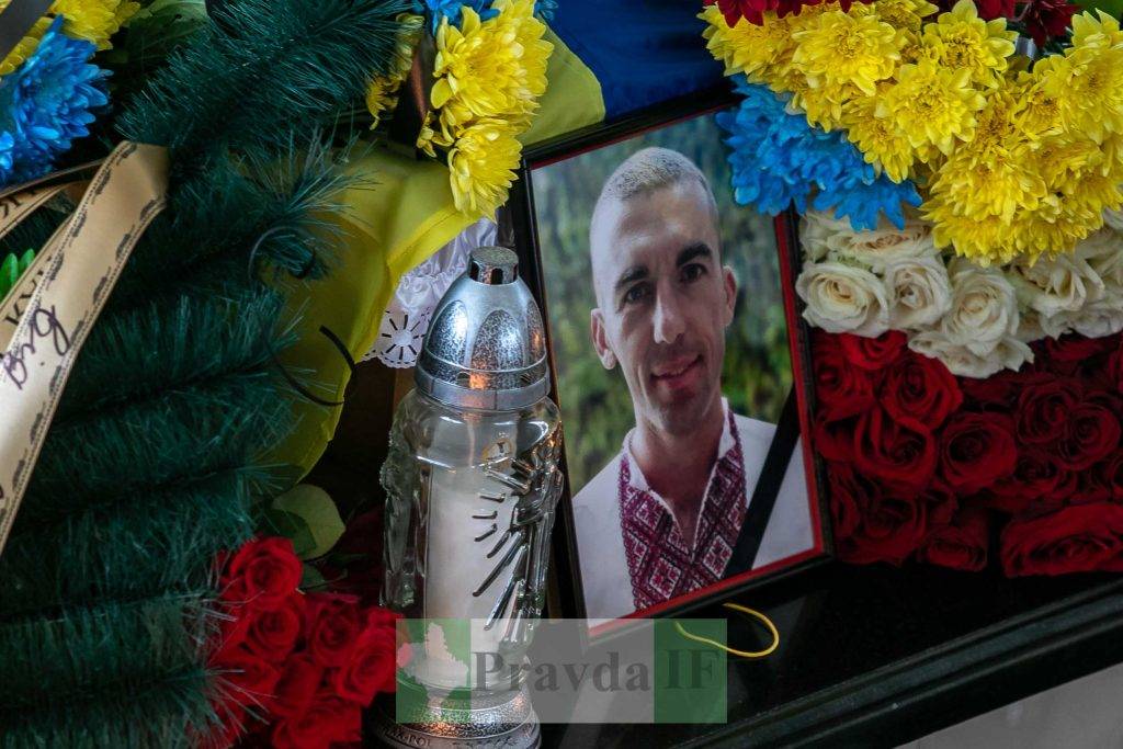 У Франківську попрощалися з Михайлом Неспяком,Похорон Михайла Неспяка,на війні загинув Михайло Неспяк