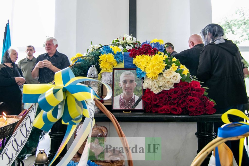 У Франківську попрощалися з Михайлом Неспяком,Похорон Михайла Неспяка,на війні загинув Михайло Неспяк