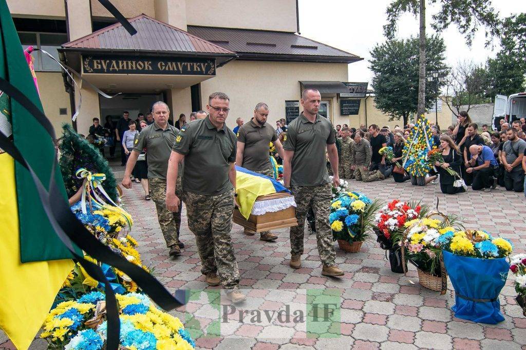 У Франківську попрощалися з Михайлом Неспяком,Похорон Михайла Неспяка,на війні загинув Михайло Неспяк