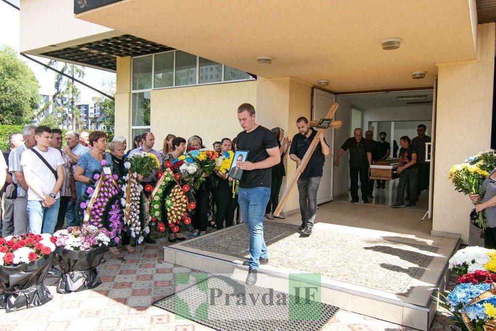 У Франківську попрощалися з полеглим захисником України Петром Кіршаком