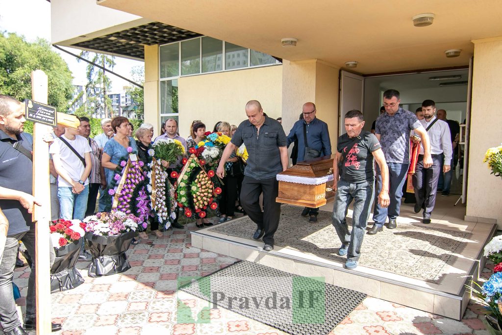 У Франківську попрощалися з полеглим захисником України Петром Кіршаком