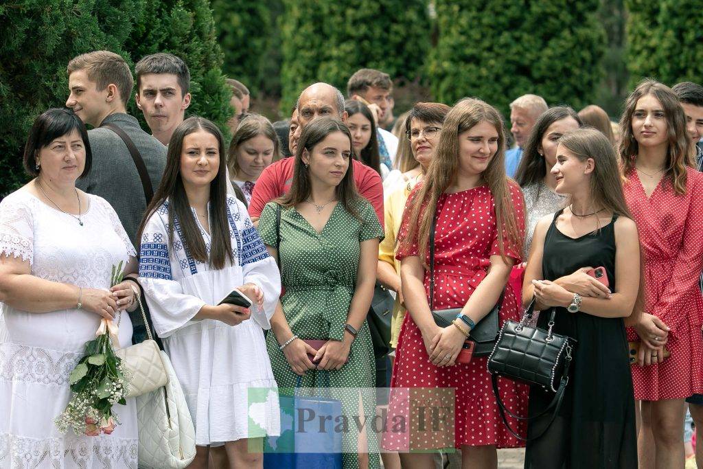 вручення дипломів університет короля данила,Вручення дипломів УКД 2022,випускники університету короля данила