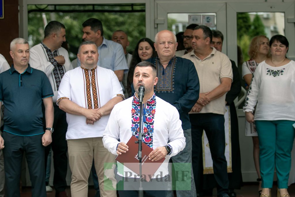 вручення дипломів університет короля данила,Вручення дипломів УКД 2022,випускники університету короля данила