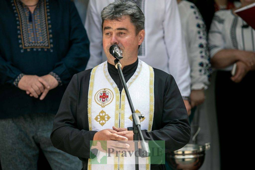 вручення дипломів університет короля данила,Вручення дипломів УКД 2022,випускники університету короля данила