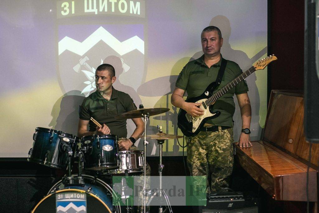 Прикарпатські Едельвейси,воєнні трофеї та фотографії,Військовий оркестр Едельвейс