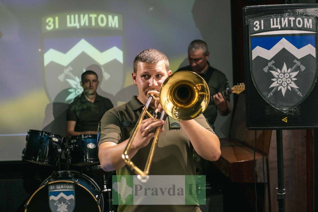 Прикарпатські Едельвейси,воєнні трофеї та фотографії,Військовий оркестр Едельвейс