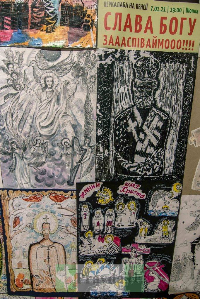 У Франківську відкрили арт проєкт,Відкриття арт проєкту Бог між нами! Переможемо разом!,франківський краєзнавчий музей