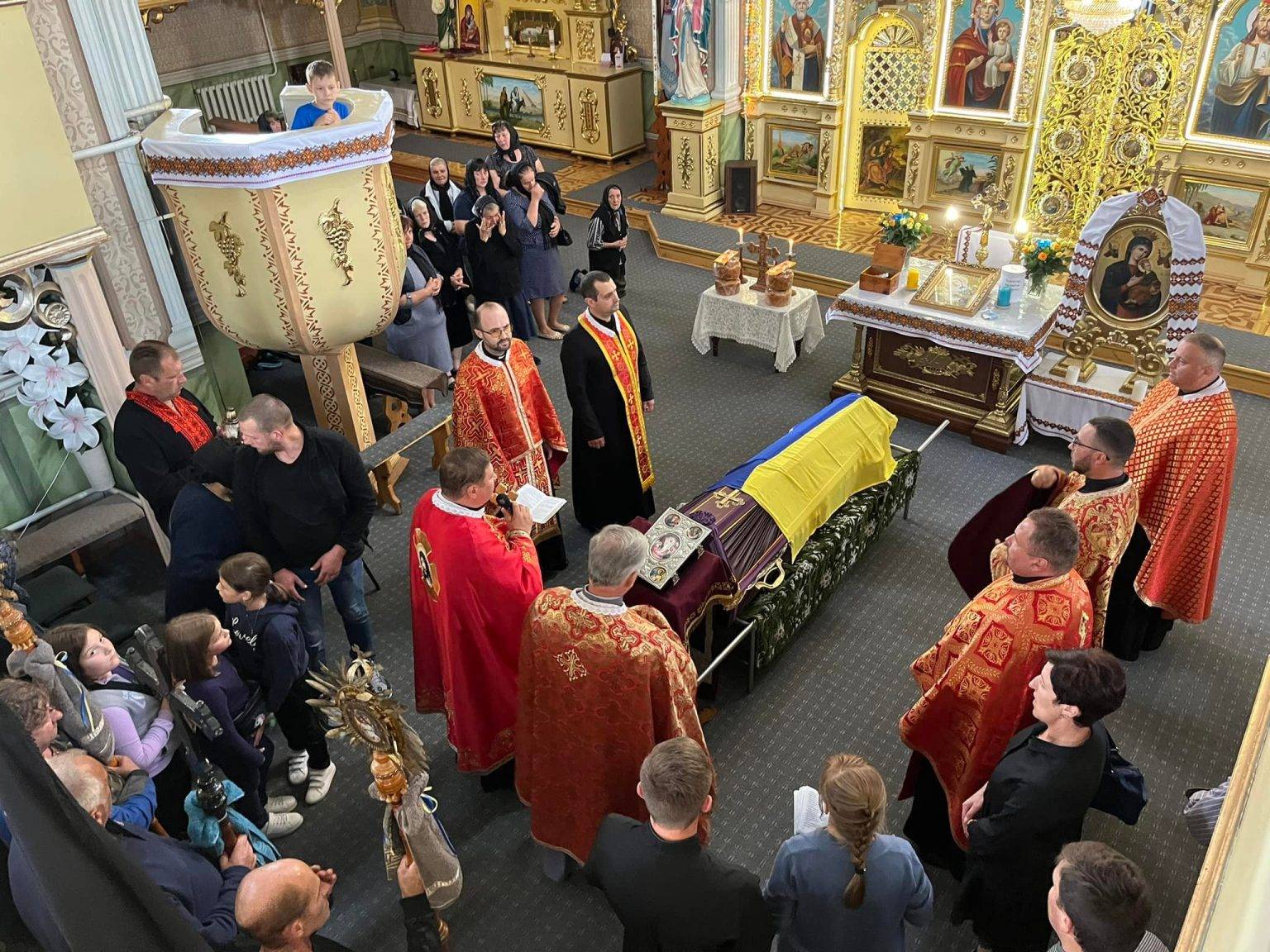 богдан зубко,провели в останню путь,похорон в надвірній