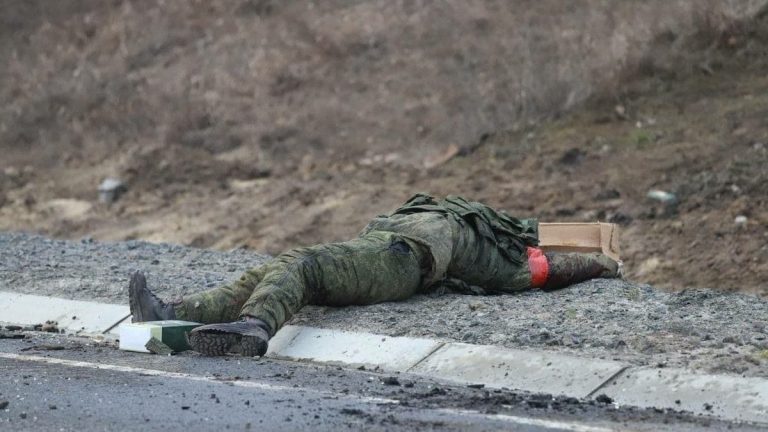 ЗСУ відправили до пекла ще дві сотні російських вояк та знищили 7 танків