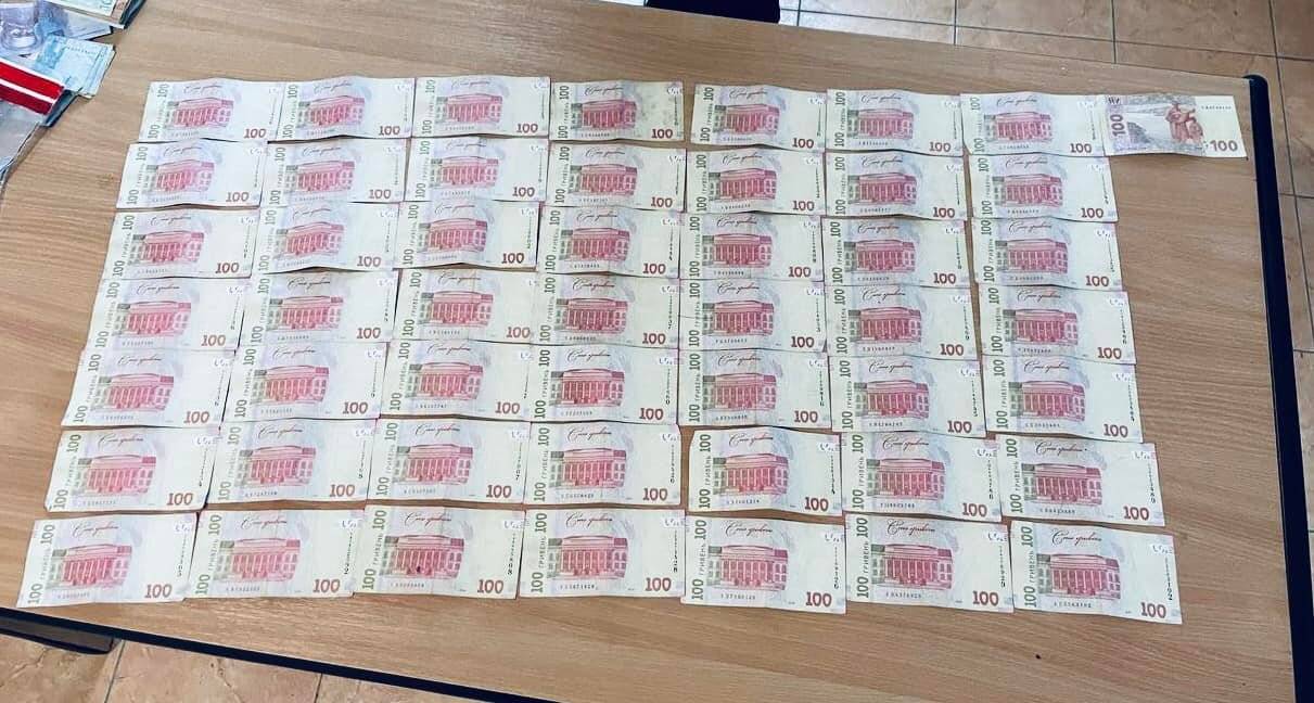 обікрав літню франківку в автобусі,крадіжка,поліція прикарпаття