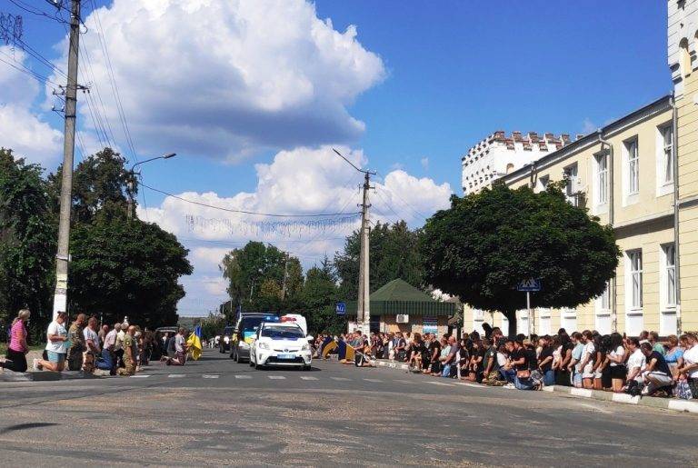 У Тлумачі зустріли загиблого воїна Романа Круховського (ФОТО)