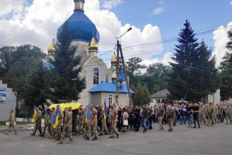 На Франківщині провели в останню дорогу полеглого Героя Василя Мисака