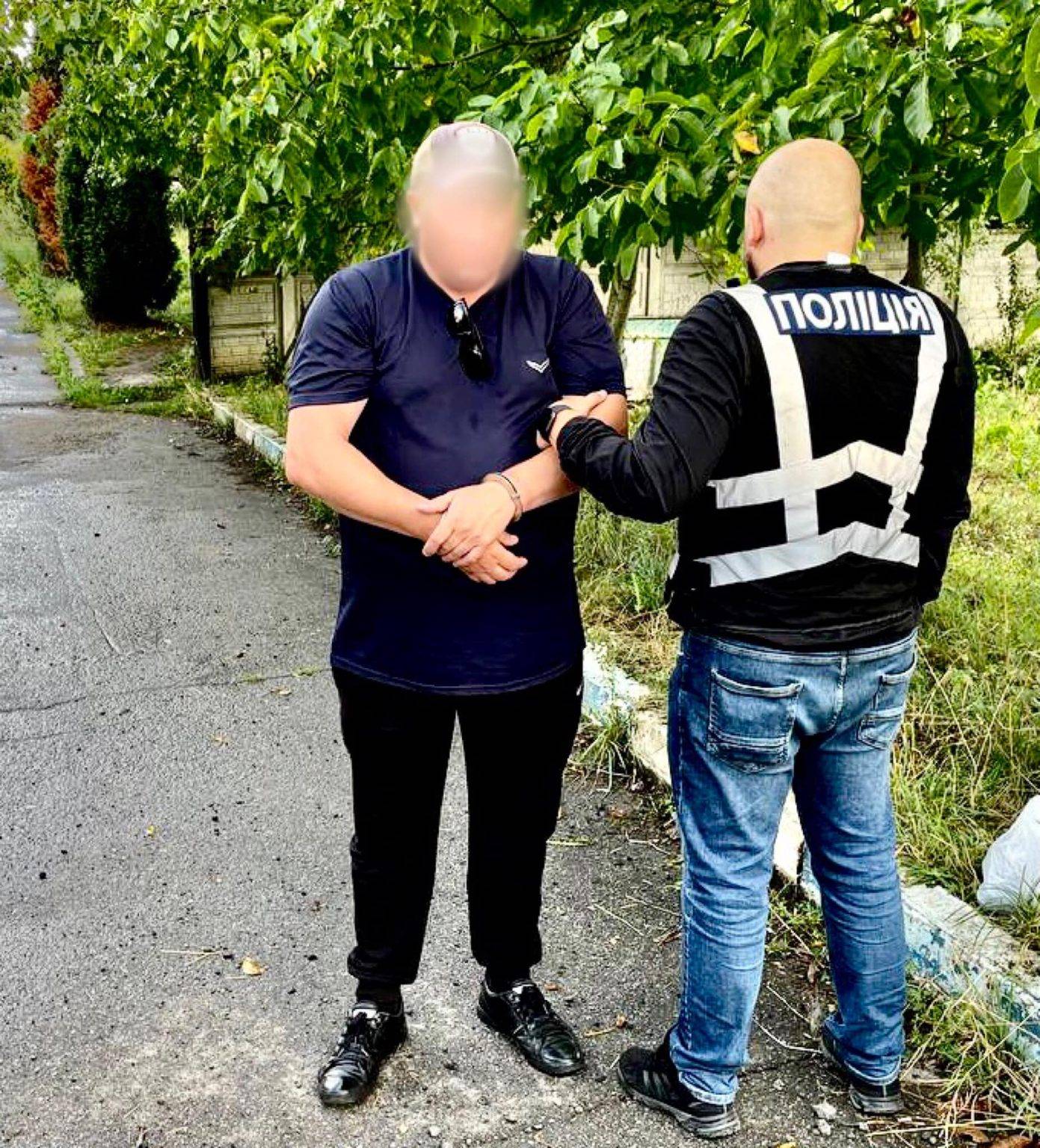 Поліція затримала рецедивіста, який обікрав літню пприкарпатку в автобусі