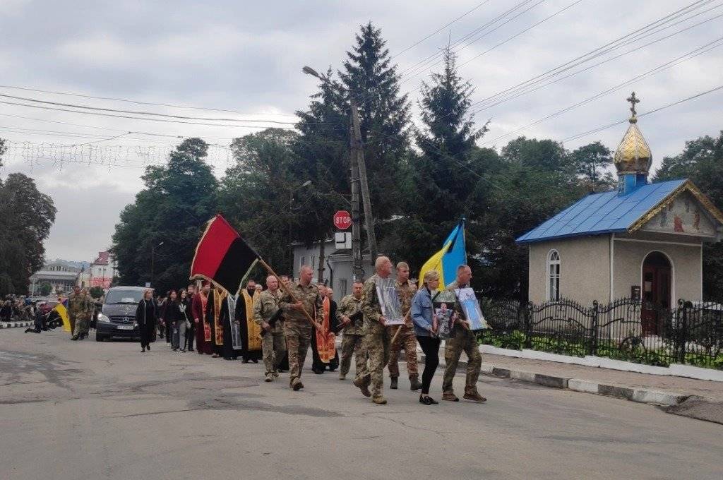 На Франківщині провели в останню дорогу полеглого Героя Василя Мисака