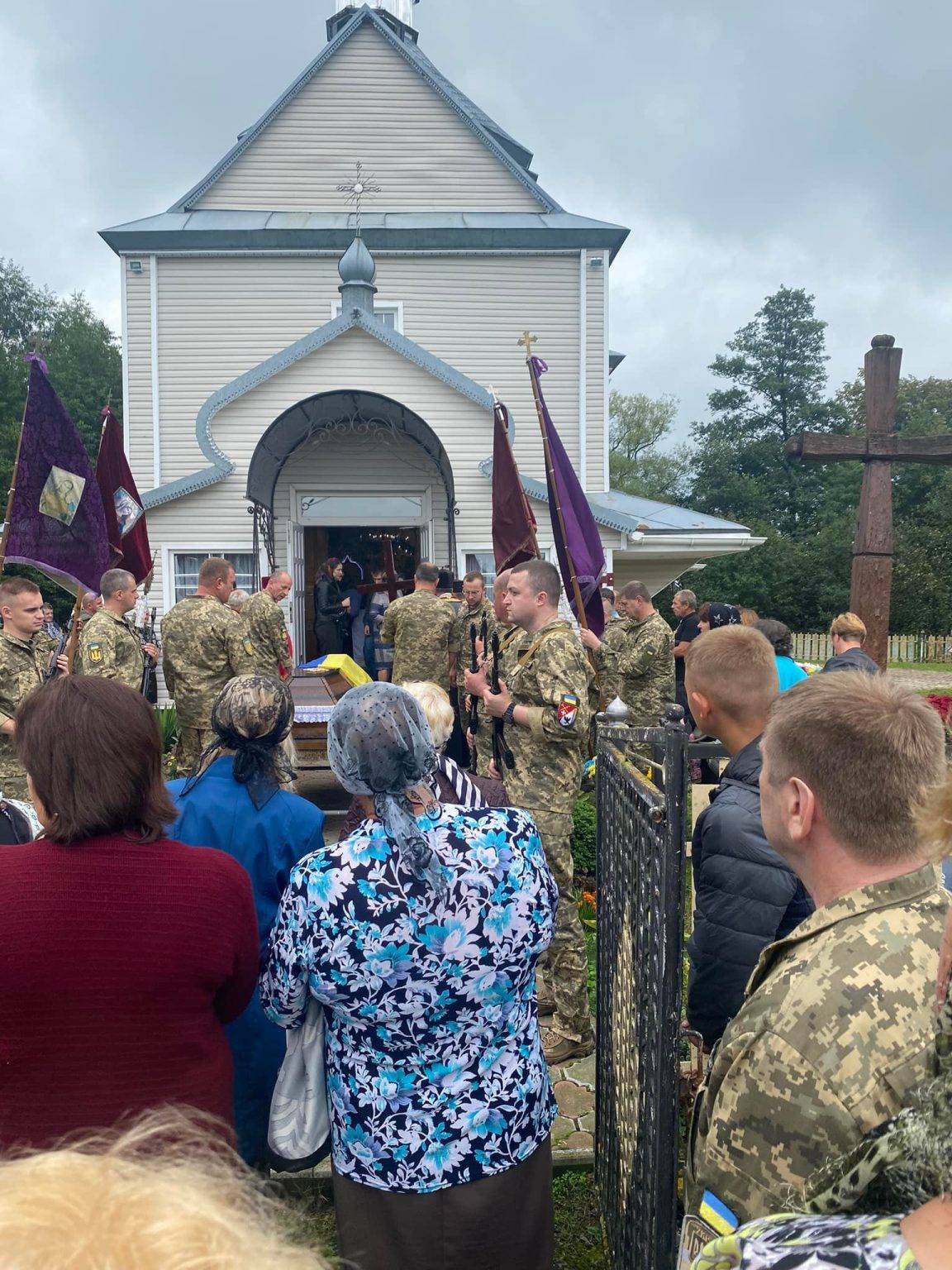 На Франківщині провели в останню путь Героя, який загинув захищаючи Україну