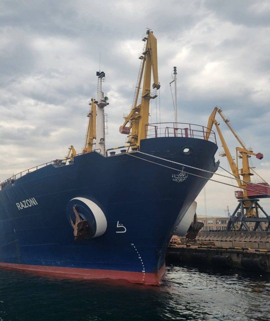 Сьогодні з Одеського порту вийшло перше судно з українським зерном