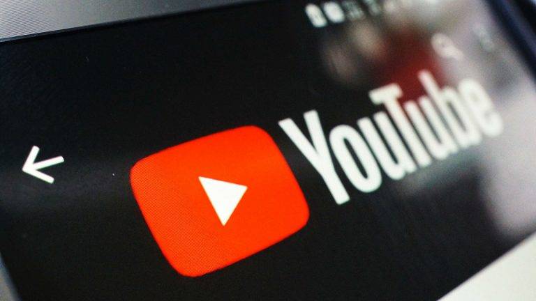 На YouTube з'явилися автоматичні субтитри українською мовою