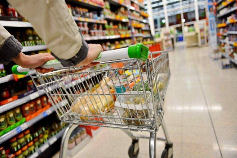 У липні на Франківщині зросли ціни на продукти: що подорожчало найбільше